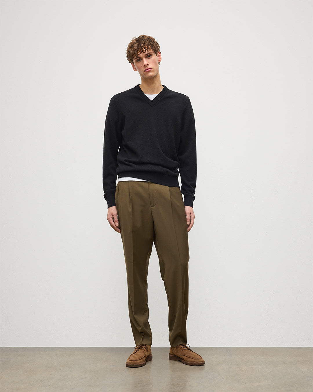 Rory Classic Cashmere V Neck Jumper