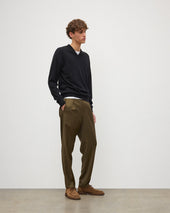 Rory Black Classic Cashmere V-Neck Jumper