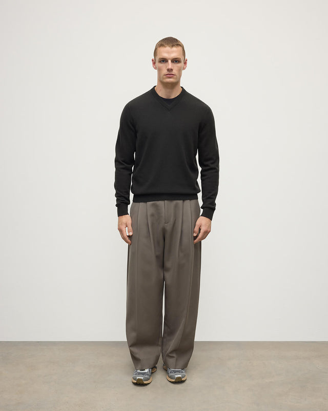 Classic Cashmere Dark Grey V Neck Jumper