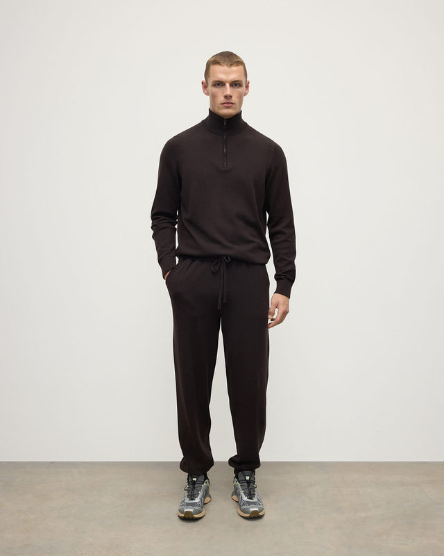 Tapered Cashmere Dark Brown Joggers