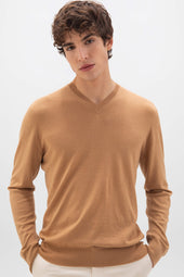 Superfine Merino V Neck Jumper