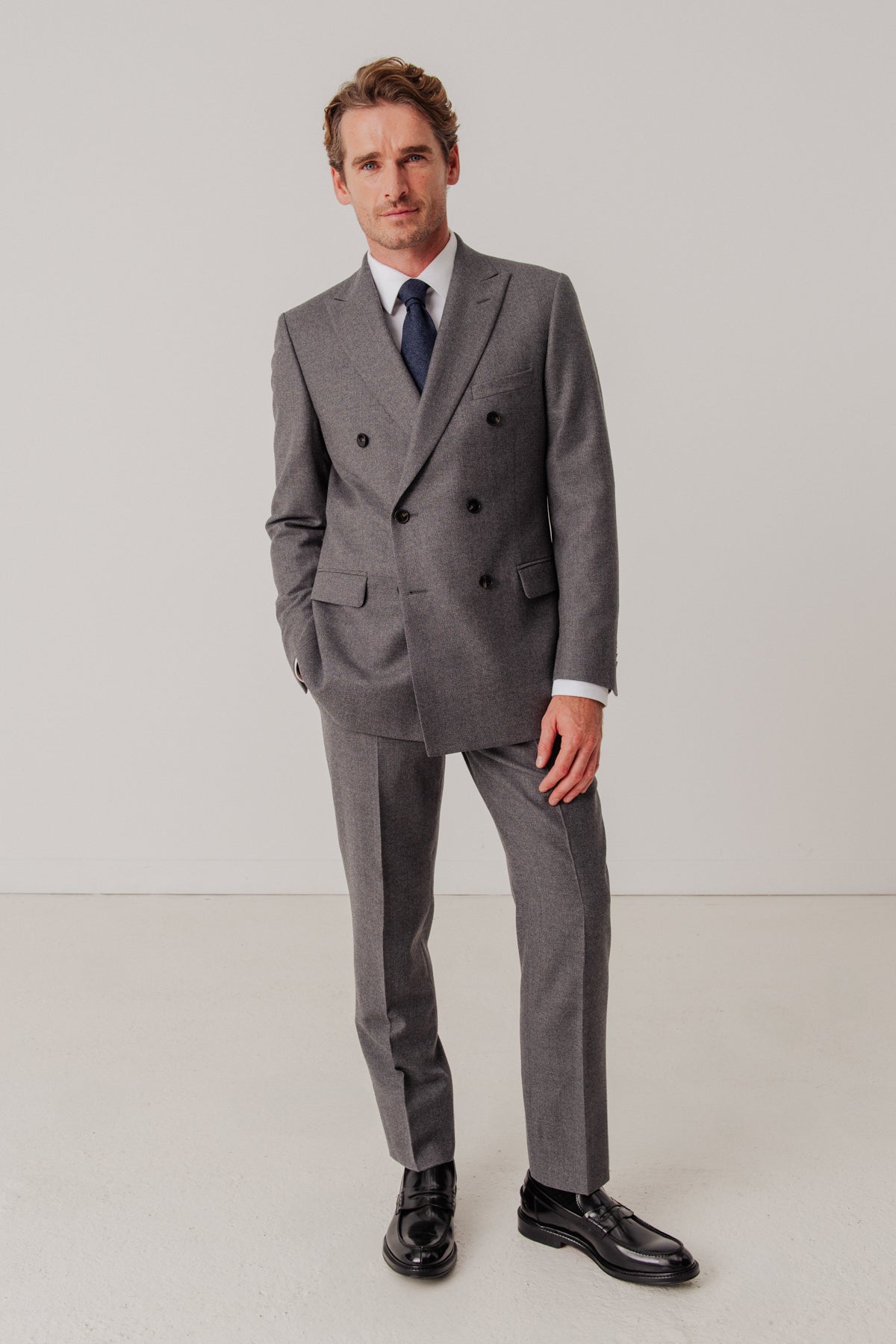 Kipling double-breasted suit in virgin wool