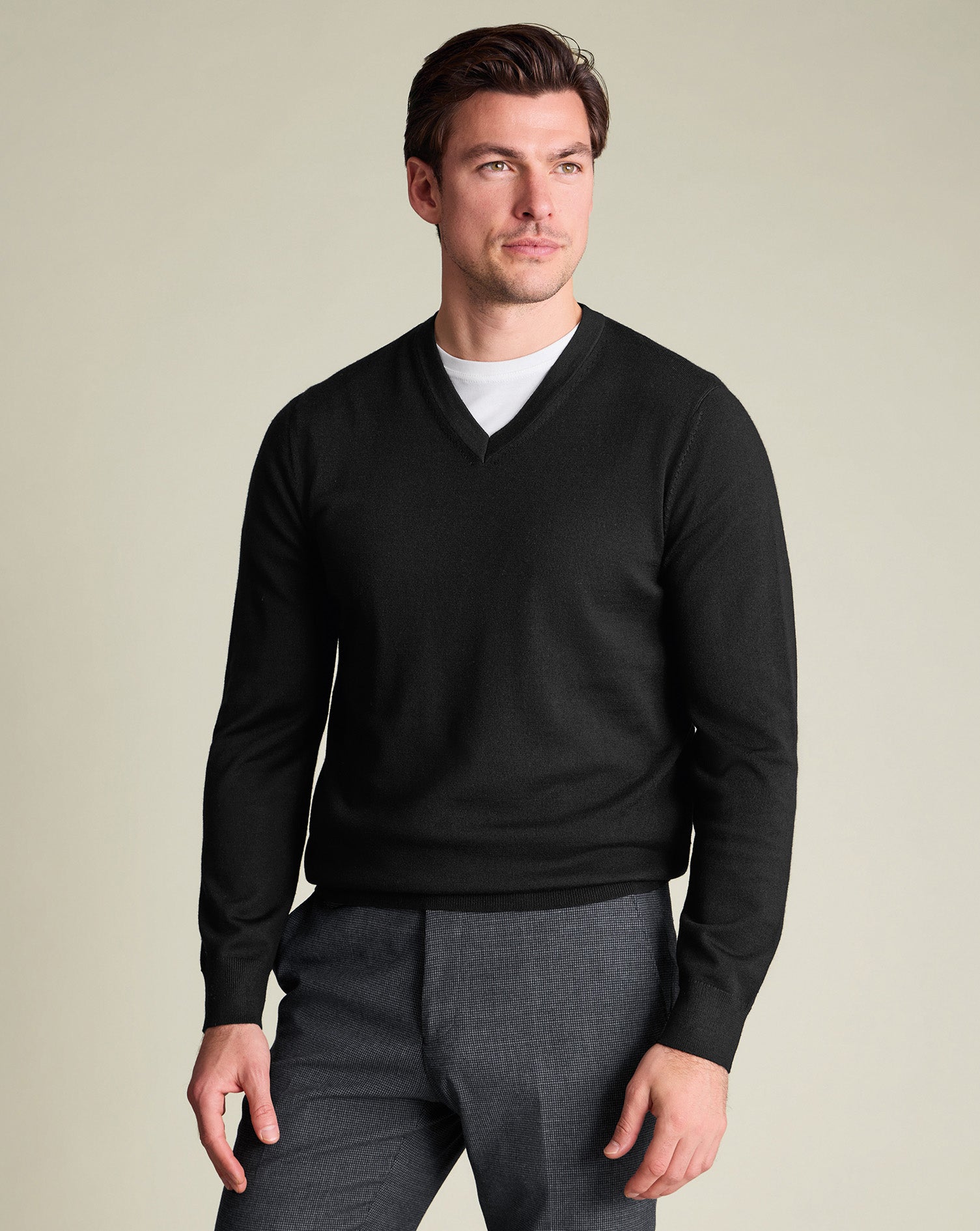 Pure Merino V-Neck Jumper - Black