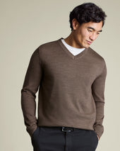 Pure Merino V-Neck Jumper – Mocha