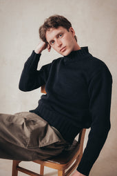 Man High Neck Knit