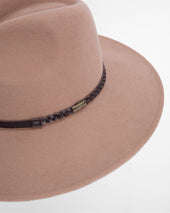 Tack Fedora