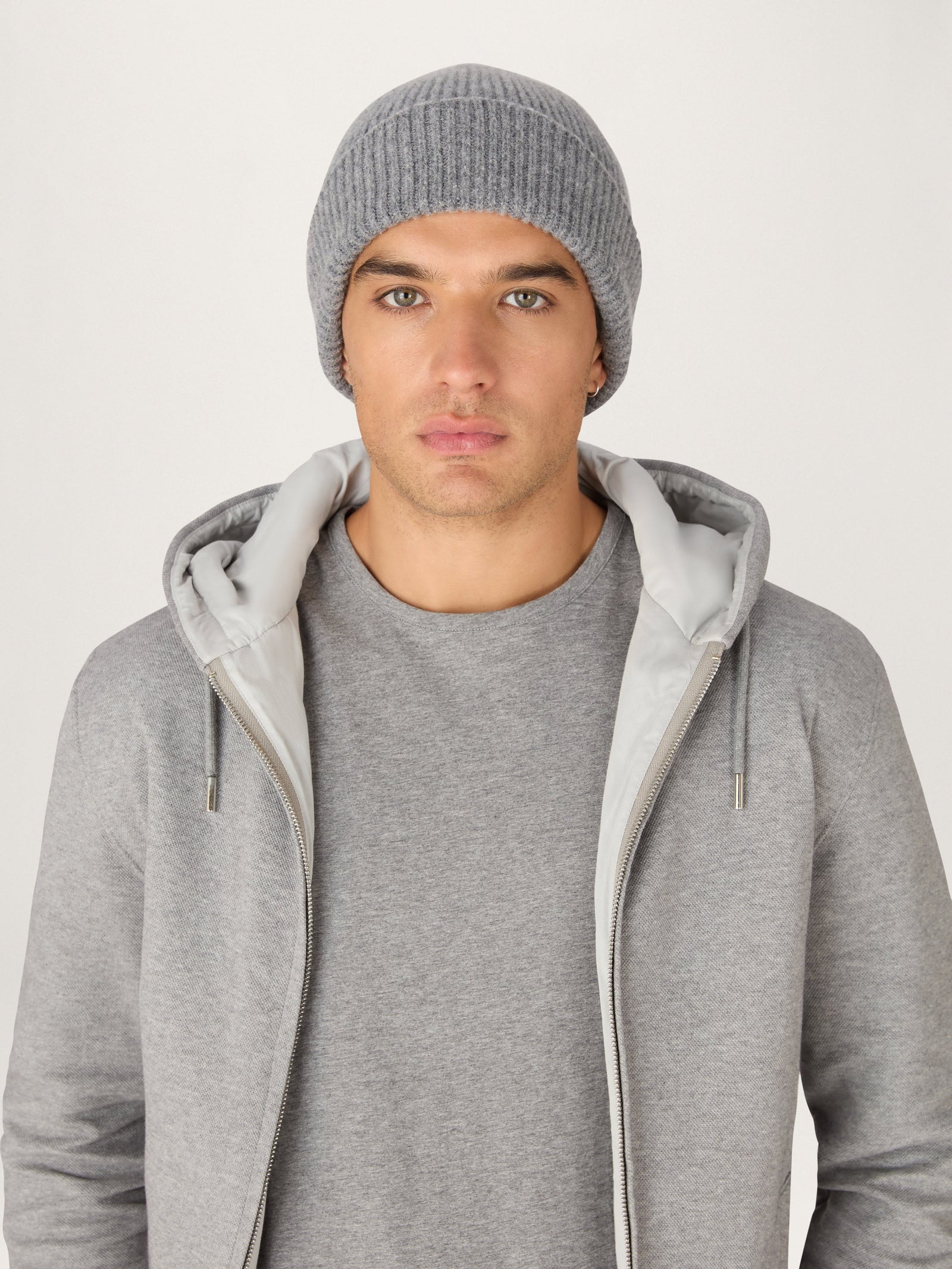 The Knitted Hat Grey Wool