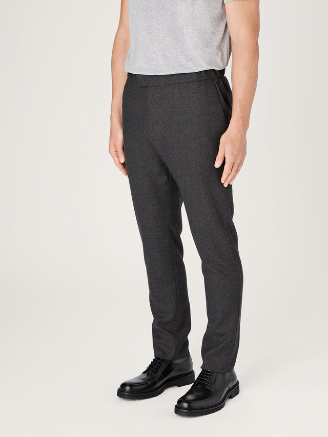 The 24 Trouser Wool || Charcoal | Wool Flannel