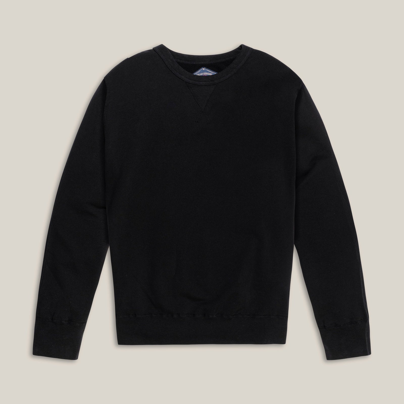 Classic Fit Long Sleeve Crew Sweatshirt – Black