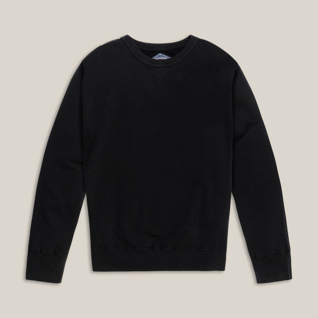 Classic Fit Long Sleeve Crew Sweatshirt – Black