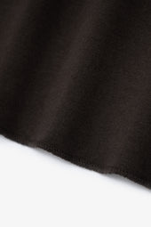 HIGH V-NECK T-SHIRT - TIMBER