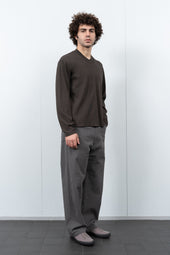 HIGH V-NECK T-SHIRT - TIMBER