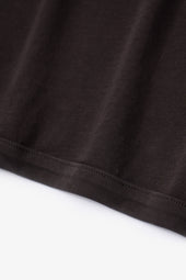 SLEEVELESS T-SHIRT - TIRE BLACK