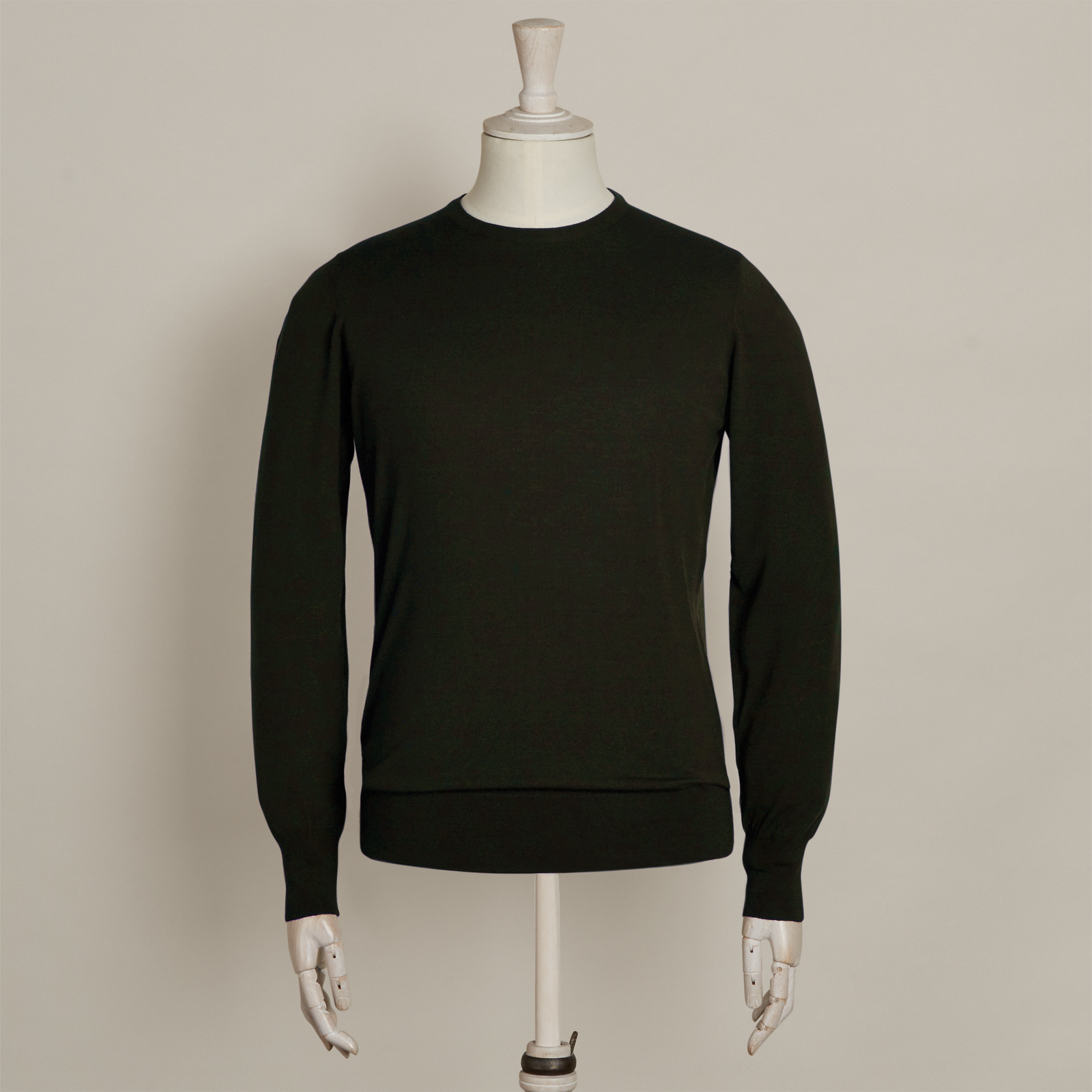Lightweight Merino Crew Neck Sweater In Dark Green