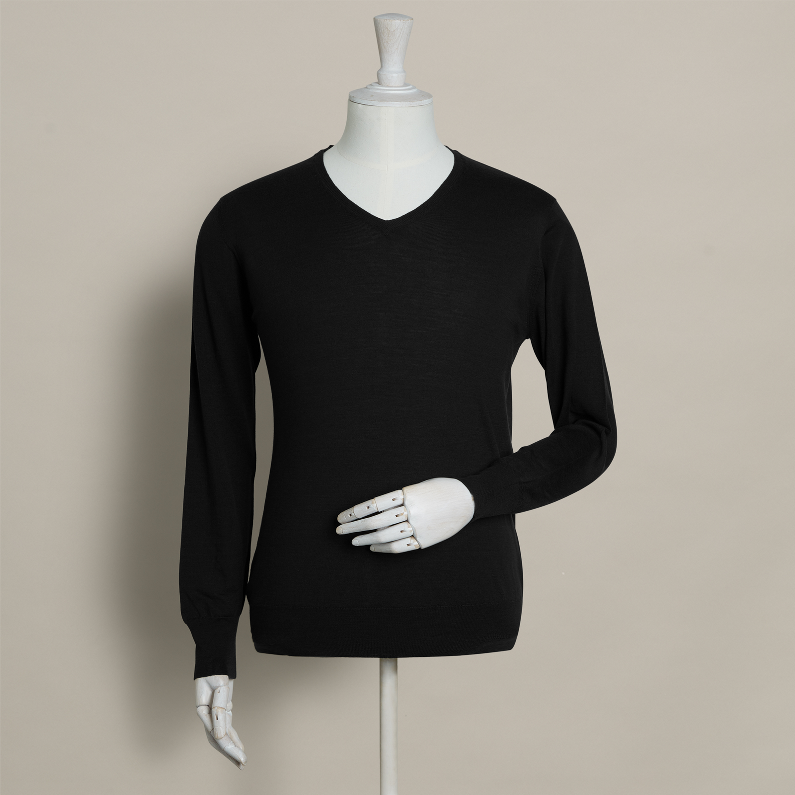 Lightweight Merino V Neck Sweater In