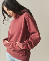 Unisex American Vintage Pullover - Mineral Wash Pomegranate