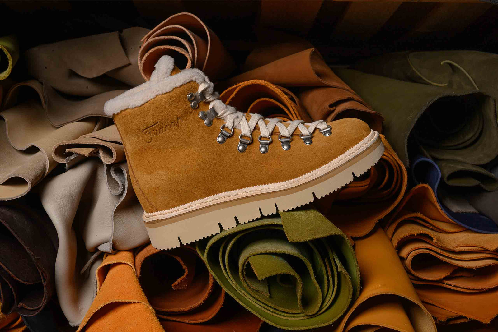 M120 Alto Bear Camel