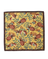 POCKET SQUARE
