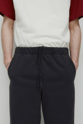 Men's Asr Cut-off Sweatpant in Almost Black