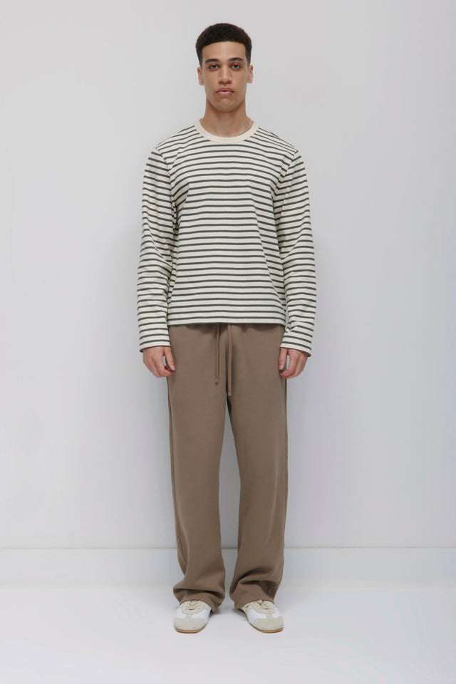 Men's Essential Straight Sweatpant in Taupe