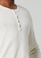 Classic Henley in Canvas