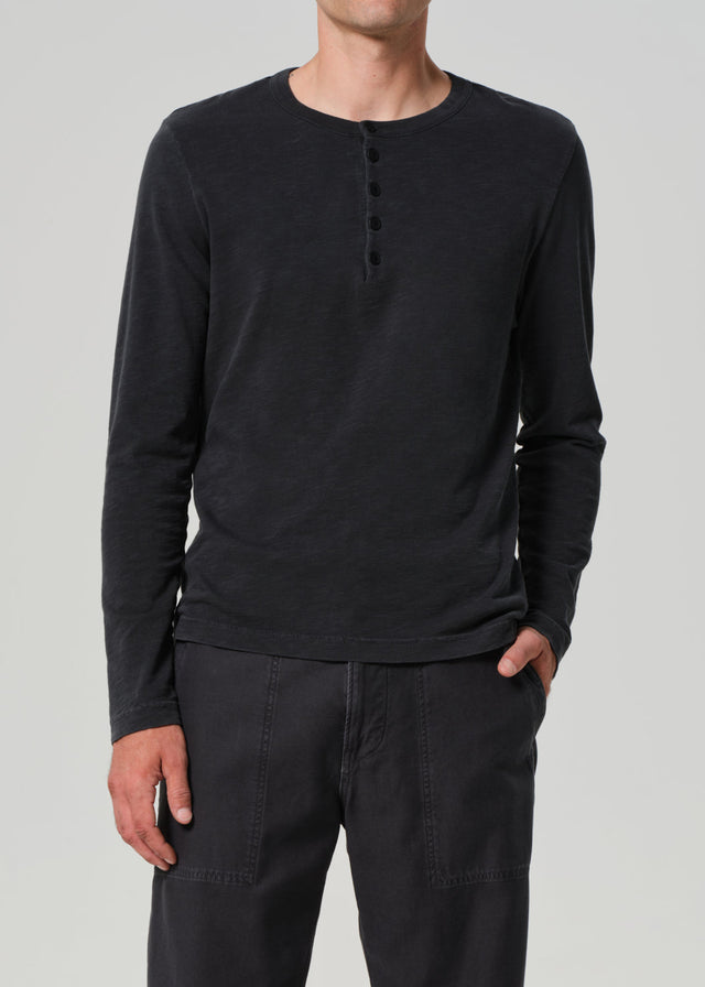 Classic Henley in Washed Black