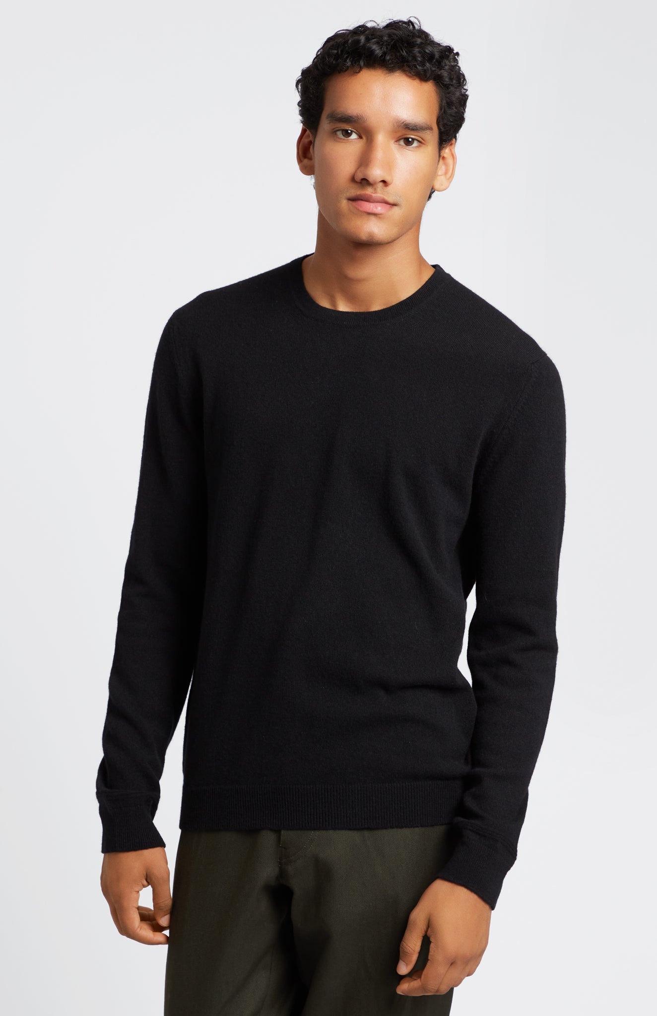 Scottish Cashmere Jumper In Black