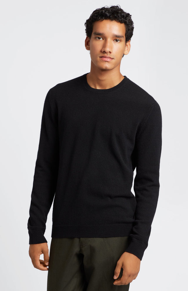 Scottish Cashmere Jumper In Black