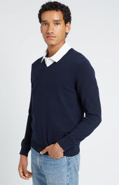 Classic Cashmere V Neck Jumper In Ink