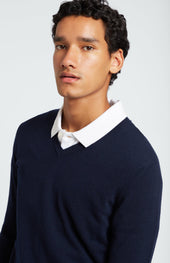 Classic Cashmere V Neck Jumper In Ink