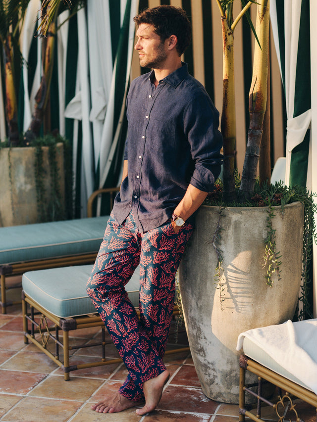 Navy/Coral Midi Coral Cay Texture Madison Fancy Pants | Men's Pants | J.McLaughlin