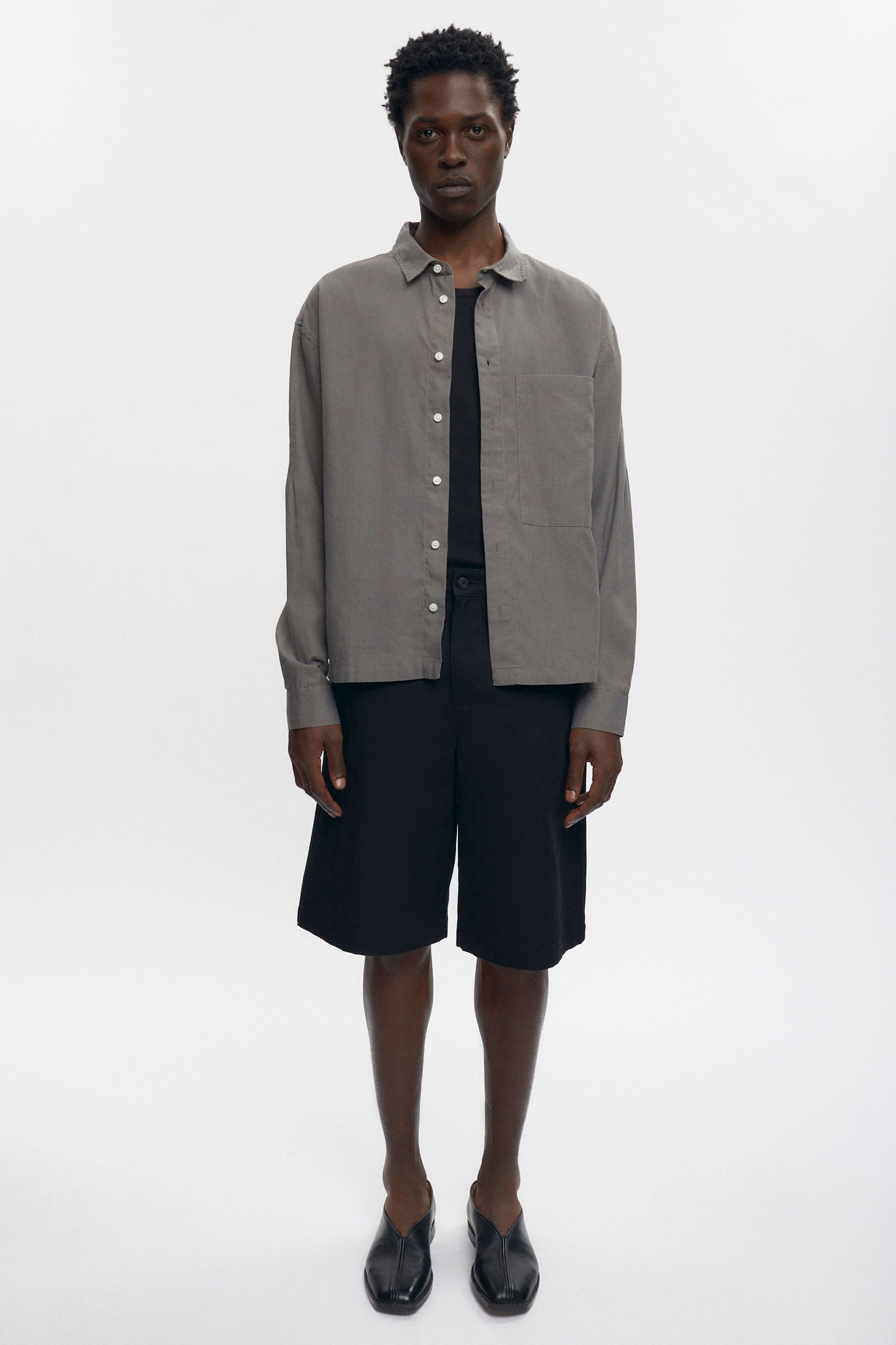 Cairo Linen Shirt in Warm Grey