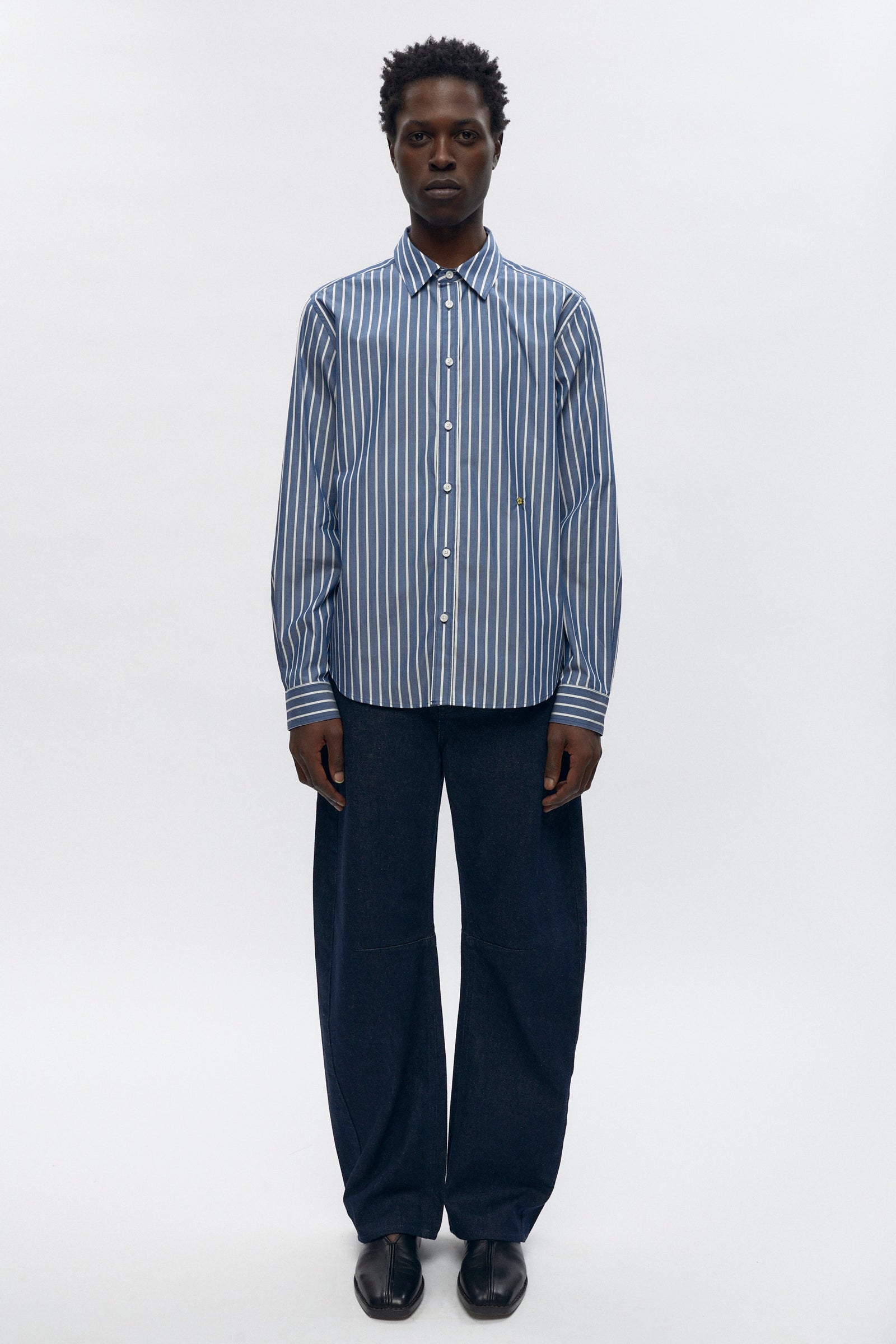 Classic Stripe Shirt in Navy Stripe