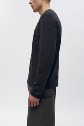 Unisex Essential Longsleeve in Black