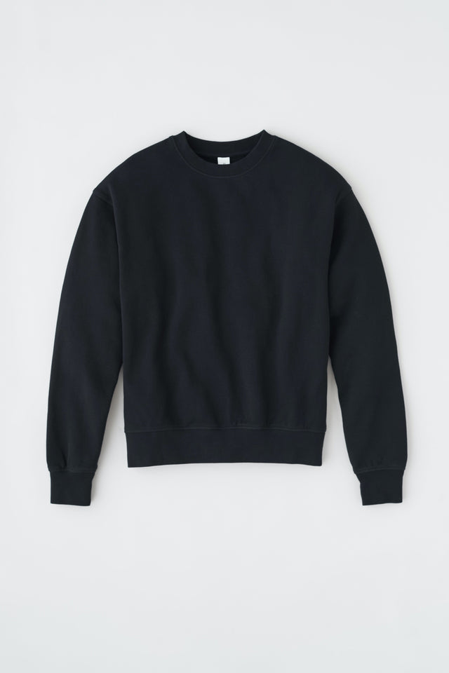 Essential Sweatshirt in Black
