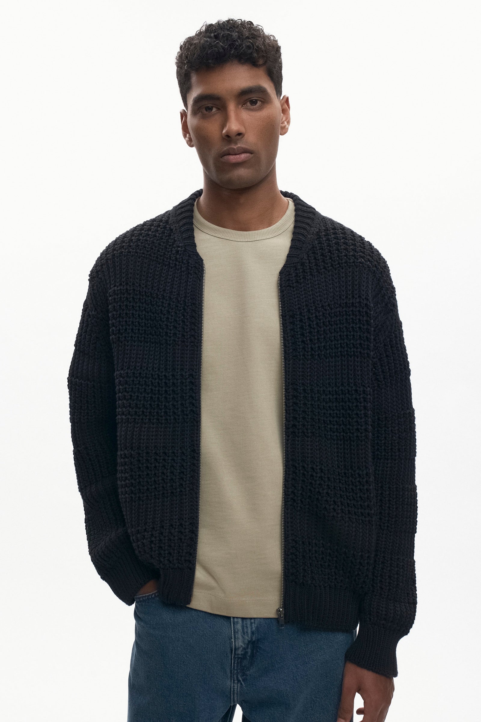 Men's Grid Stitch Zip Sweater in Black