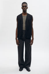 Mina Vest in Black