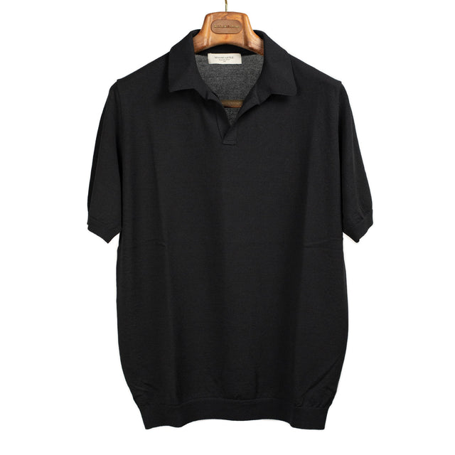 Knit short sleeve skipper polo in black Ice Cotton yarn