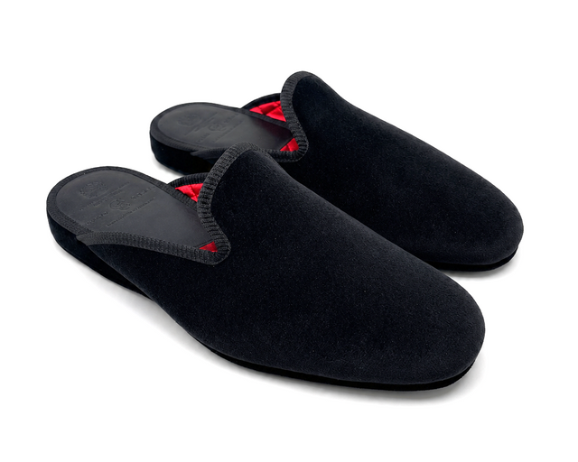 "Mule Slipper" in Black Velvet