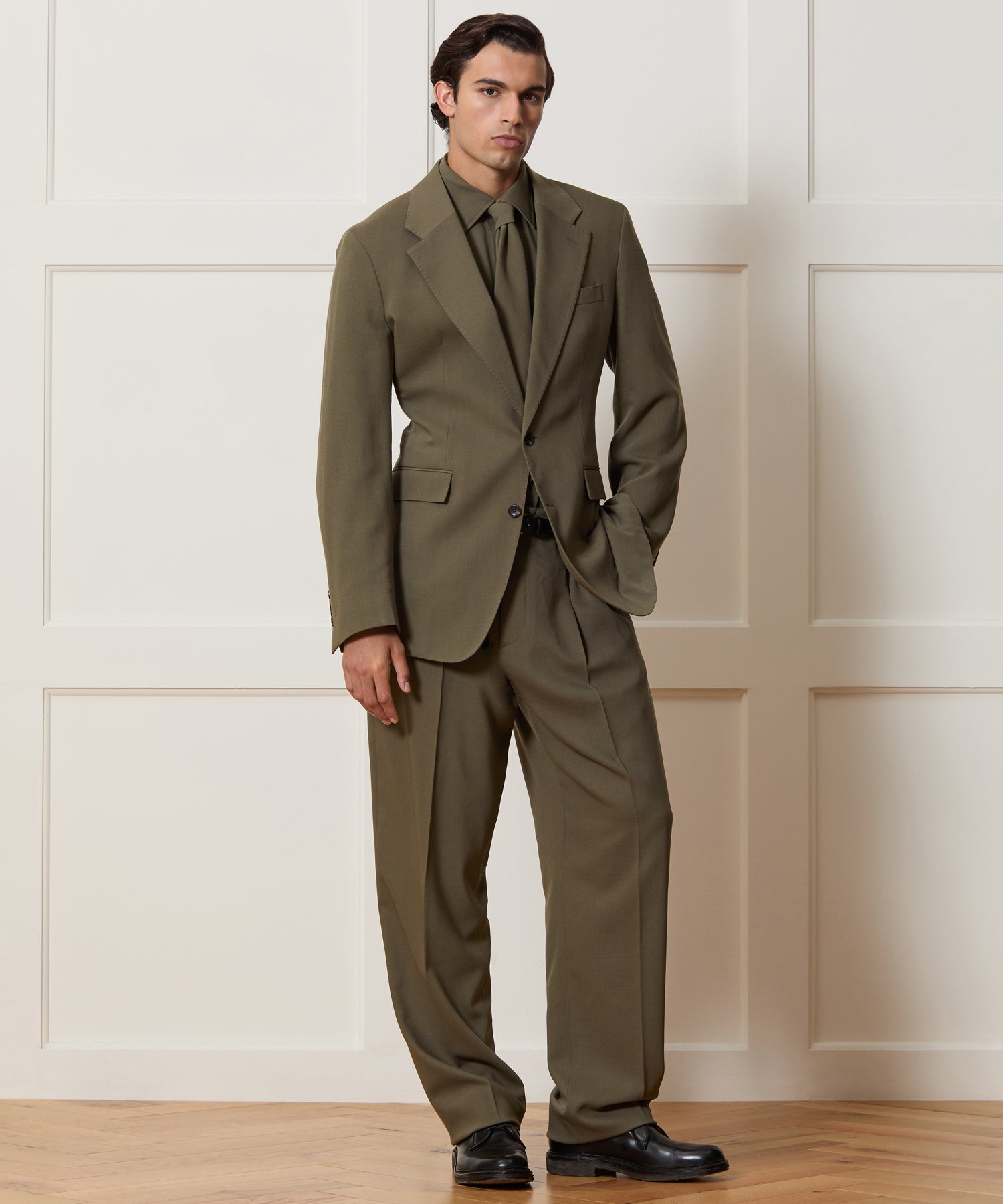 Italian Crepe Single Breasted Wythe Suit