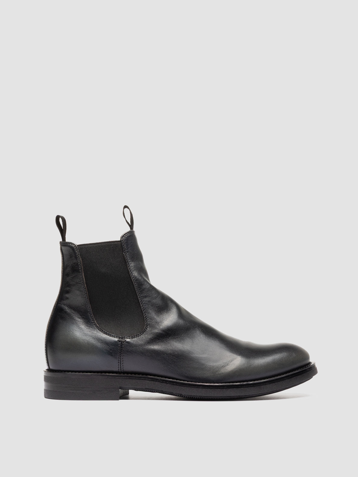 Academia 002 Leather Chelsea Boots