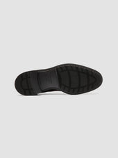 Silent 001 Suede Derby Shoes