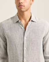 Giles Linen