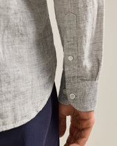 Giles Linen