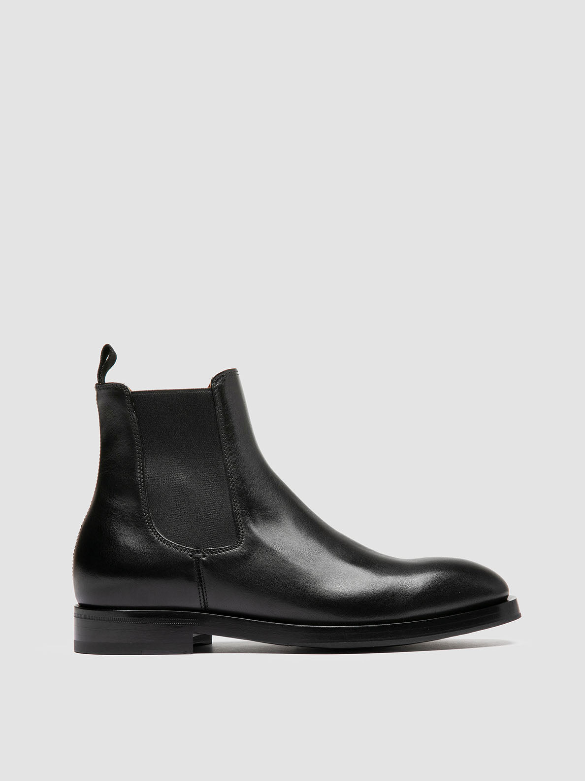 Ortega 003 Leather Chelsea Boots