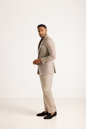 Pleat Front Trouser In High Twist Wool