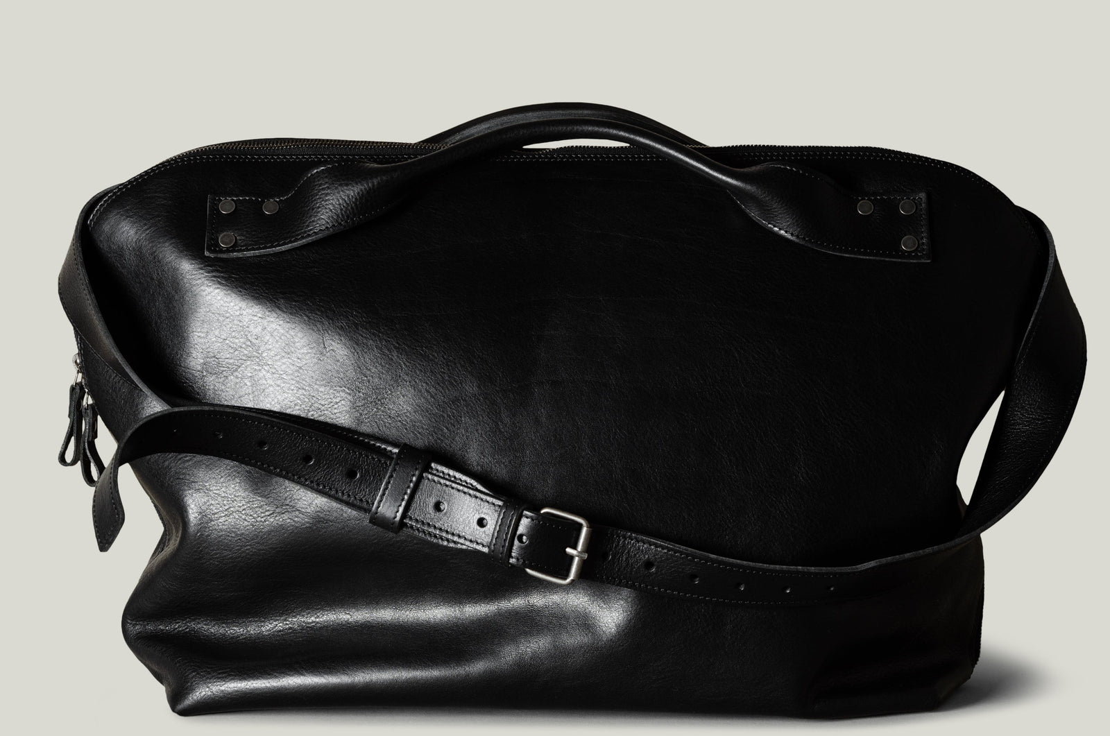 Offhand Shoulder Bag . Coal