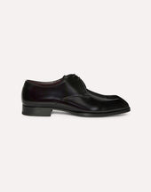Derby In Pelle Nera