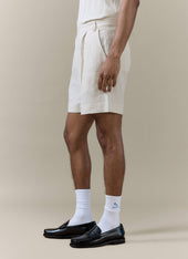 Pleated Tailored Shorts | Linen | Cream