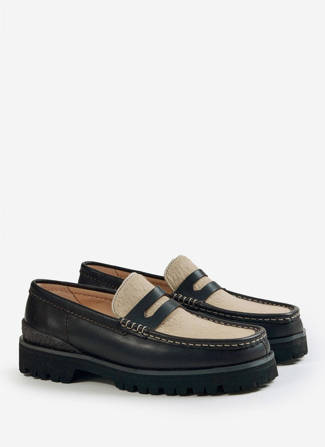 Clarks Originals | Yukoner Penny Loafer | Brown
